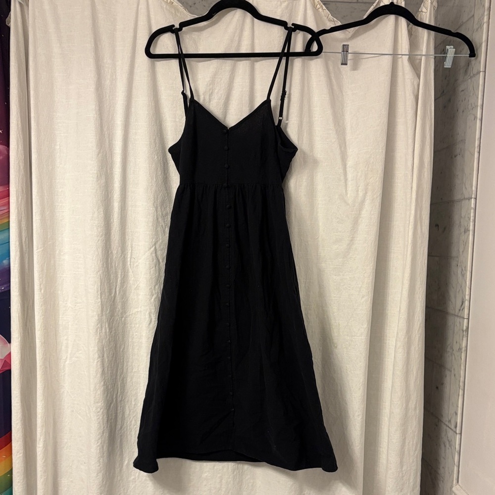 Universal Thread Black Spaghetti Strap Button-Front Midi Dress, size XS